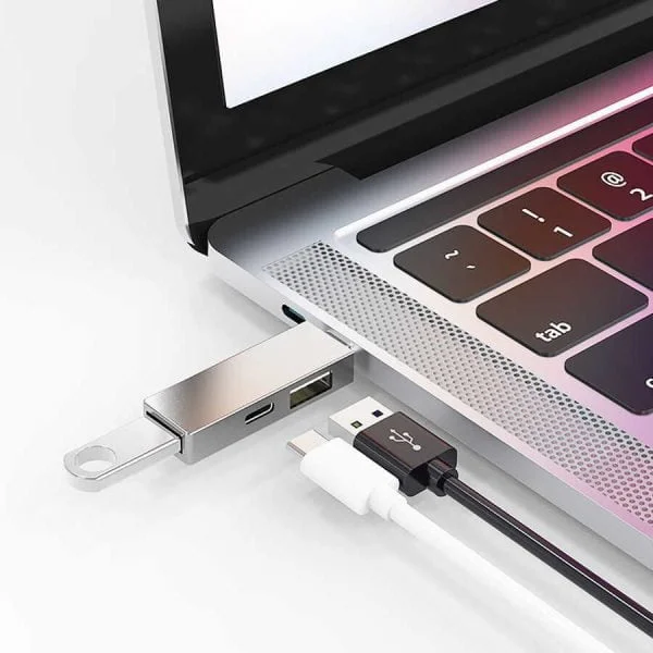 Wiwu Alpha T02 PRO 3 in 1 Type-C hub PD Port USB Replicator - Image 2