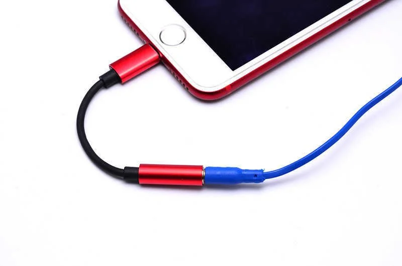 Go-Des GD-UC019 Lightning to 3.5mm Converter - Image 2