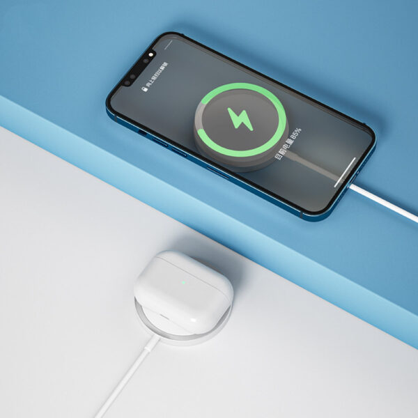 Wiwu Wi-W009 Interstellar 15W Magsafe PD Wireless Charger with Fast Charging - Image 6